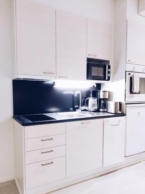 New Studio Cherry Near Helsinki Airport In Kivistoe วานตา ภายนอก รูปภาพ